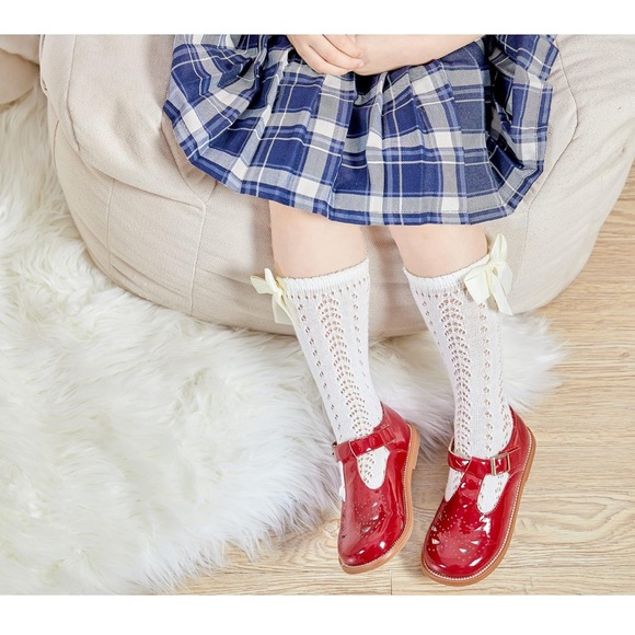 Felix & Flora Toddler Little Girl Mary Jane Dress Shoes. - Picture 3 of 5